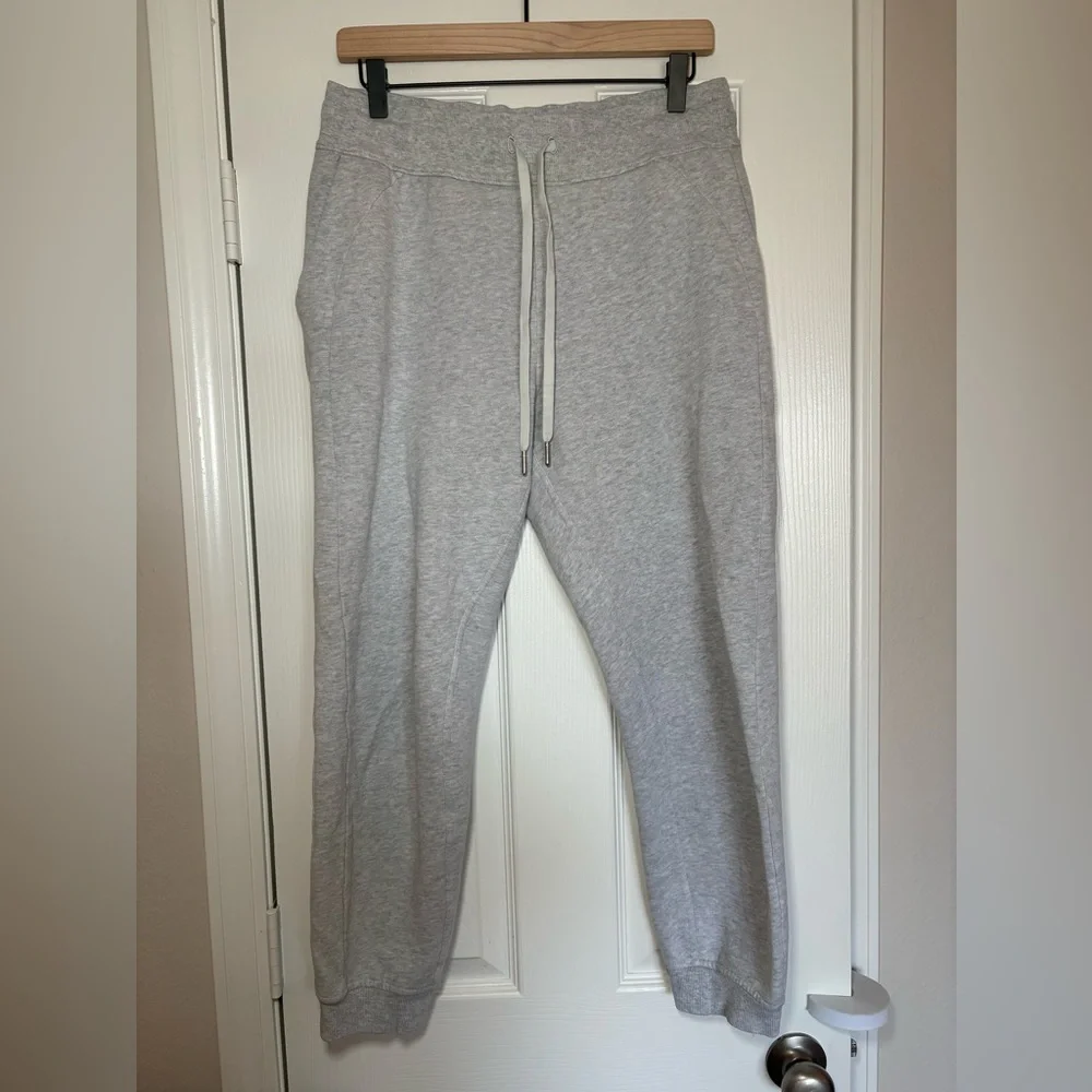 Lululemon‎ Scuba High-Rise Jogger Fleece Heathered Grey Size 10